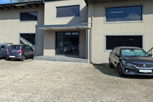 1045m² Warehouse For Rent in Airport Industria 1 Airport Industria